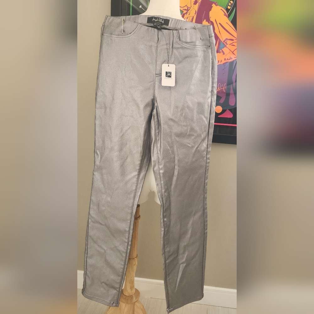 NWT Joseph Ribkoff Silver Pull On Stretch pants Size 8